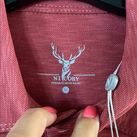 Textured Red Polo Shirt with Classic Design - Picture 2 of 6